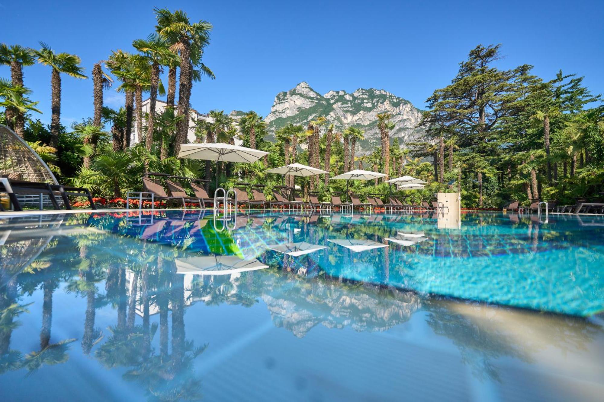 ריבה דל גארדה Parc Hotel Flora S מראה חיצוני תמונה